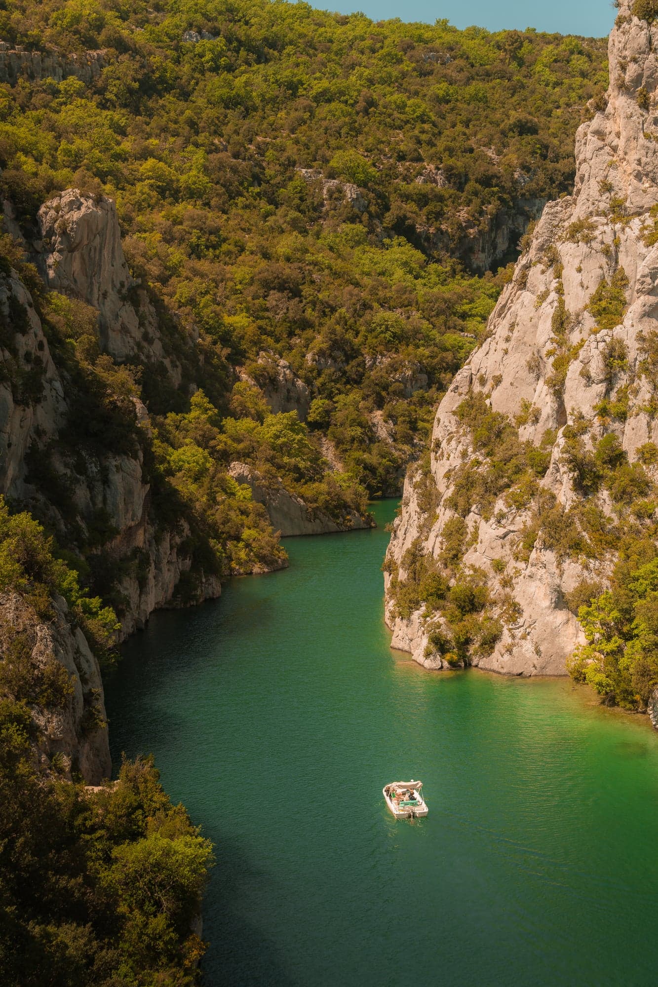 Gorges du Verdon, eau turquoise et falaises